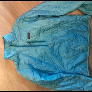 Women’s Patagonia puffer jacket